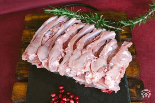 Mig cabrit tallat per arrebossar